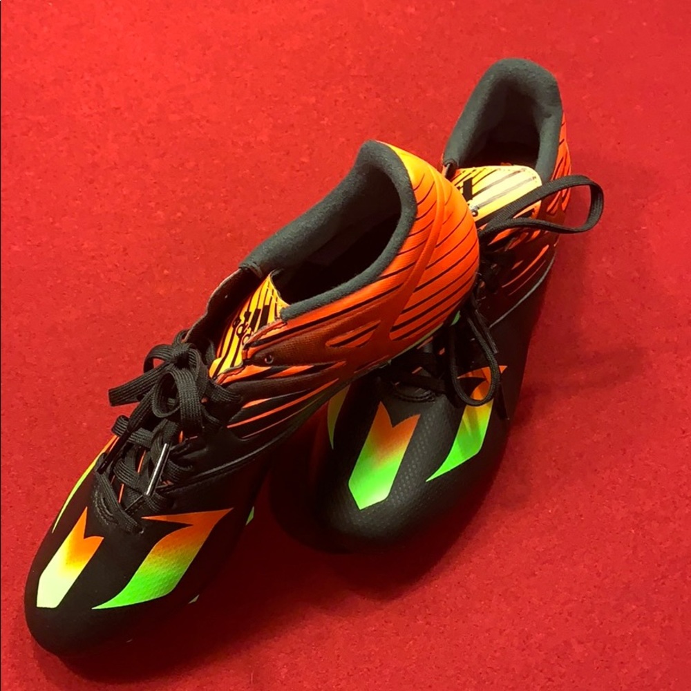 Adidas Messi 15.3 BUILT TO WIN Soccer Cleats! NEW